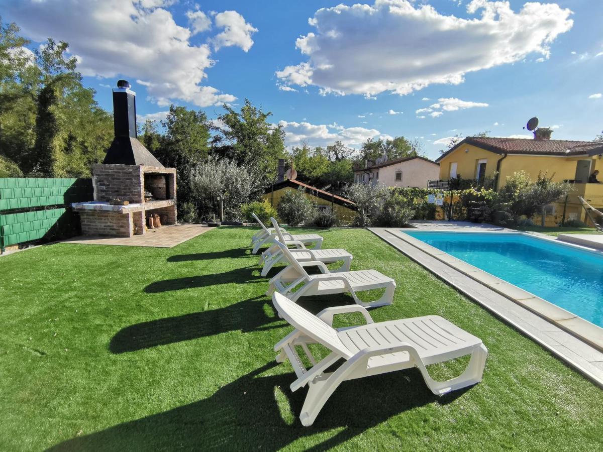 Villa Oliva Umag Buitenkant foto